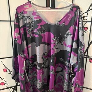 Stylish Women's Camouflage Top - Purple and Black